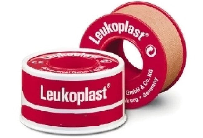 bsn medical cerotto chirurgico perforato per fissaggio medicazioni in rocchetto leukoplast supporto viscosa color pelle massa adesiva caucciu ossido di zinco 125x500cm leukoplast ean 4042809028058